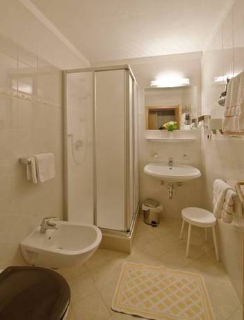 Imagen de la habitación del Hotel Rainegg. Foto 3