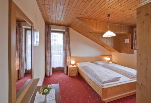 Imagen de la habitación del Hotel Rainegg. Foto 9