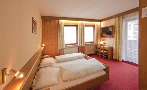 Imagen de la habitación del Hotel Rainegg. Foto 12