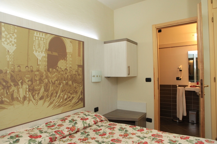 Imagen de la habitación del Hotel Rainero. Foto 4