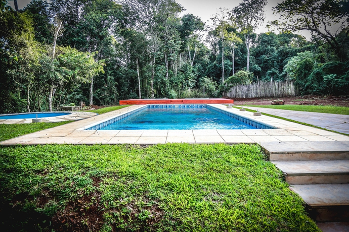 Imagen de la piscina del Hotel Rainforest and Cabañas. Foto 5