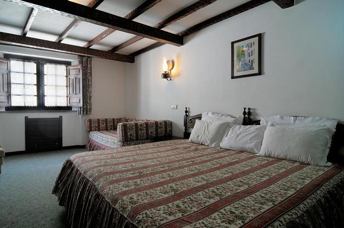 Imagen de la habitación del Hotel Rainha Santa Isabel. Foto 5