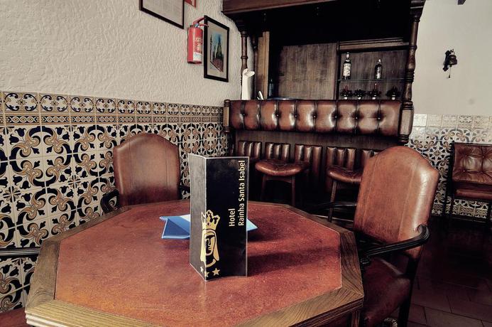 Imagen de los interiores del Hotel Rainha Santa Isabel, &Oacute;bidos. Foto 16