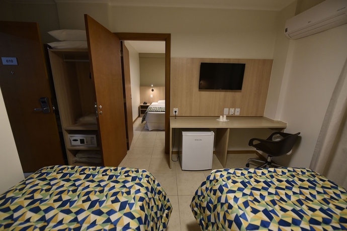 Imagen de la habitación del Hotel Rainha dos Ap&oacute;stolos. Foto 2