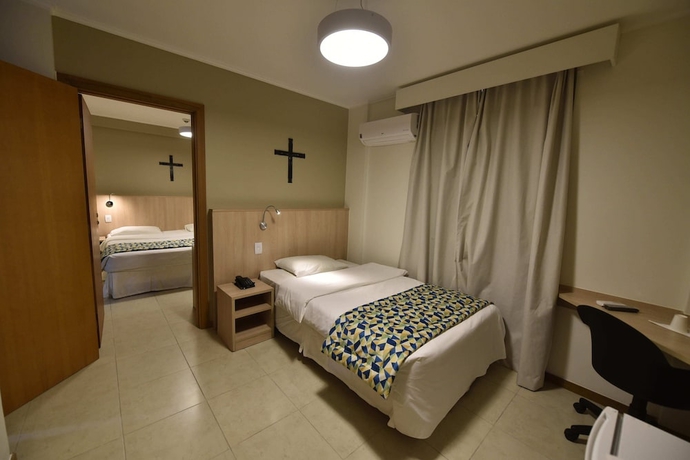 Imagen de la habitación del Hotel Rainha dos Ap&oacute;stolos. Foto 12