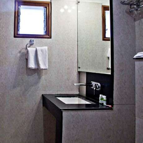 Imagen general del Hotel Rains Inn. Foto 5
