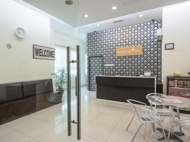 Imagen de los interiores del Hotel Raintree. Foto 13
