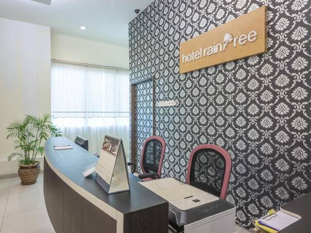 Imagen de los interiores del Hotel Raintree. Foto 14