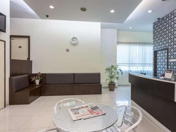 Imagen de los interiores del Hotel Raintree. Foto 16