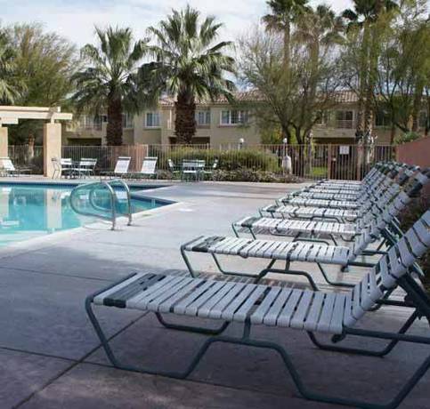 Imagen de la habitación del Hotel Raintree's Cimarron Golf Resort. Foto 7