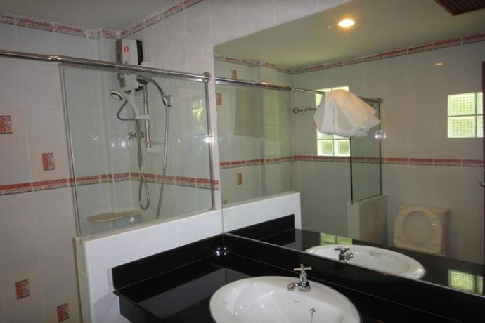 Imagen de los exteriores del Hotel Raisailuang Resort. Foto 11