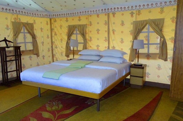 Imagen de la habitación del Hotel Raisar Camp. Foto 6