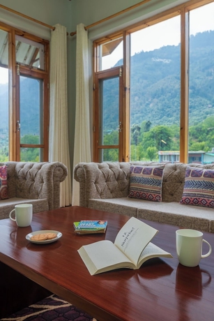 Imagen de la habitación del Hotel Raison Meadows. Foto 4
