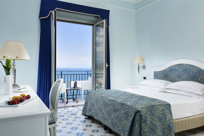 Imagen de la habitación del Hotel Raito. Foto 15