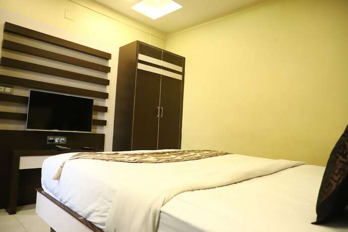 Imagen de la habitación del Hotel Raj Kamal Palace. Foto 12
