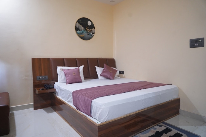 Imagen de la habitación del Hotel Raj Kamal and Garden. Foto 3