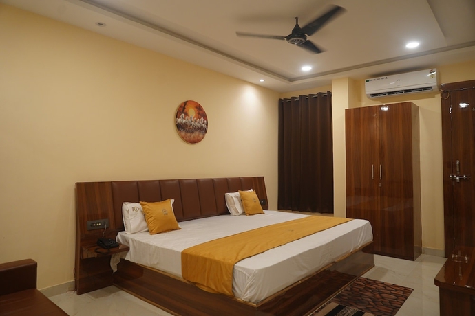 Imagen de la habitación del Hotel Raj Kamal and Garden. Foto 8
