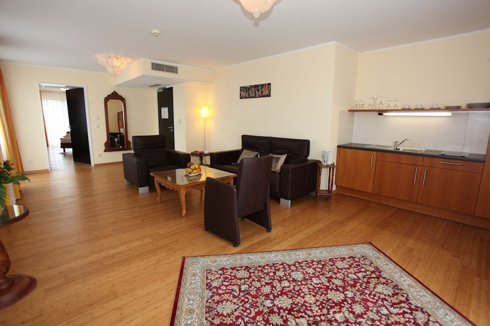 Imagen de la habitación del Hotel Raj Mahal, Castrop-Rauxel. Foto 8