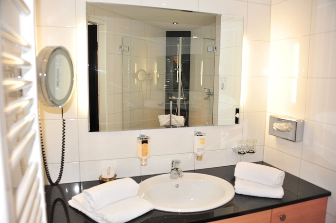 Imagen de la habitación del Hotel Raj Mahal, Castrop-Rauxel. Foto 14