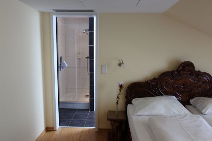 Imagen de la habitación del Hotel Raj Mahal, Castrop-Rauxel. Foto 17