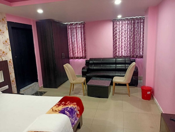Imagen de la habitación del Hotel Raj Mahal Rooms and Banquet Hall. Foto 5