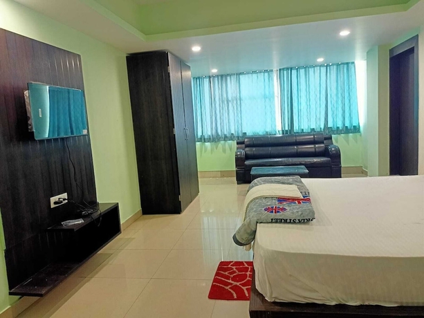 Imagen de la habitación del Hotel Raj Mahal Rooms and Banquet Hall. Foto 10