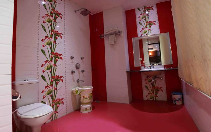 Imagen de la habitación del Hotel Raj Mandir. Foto 16