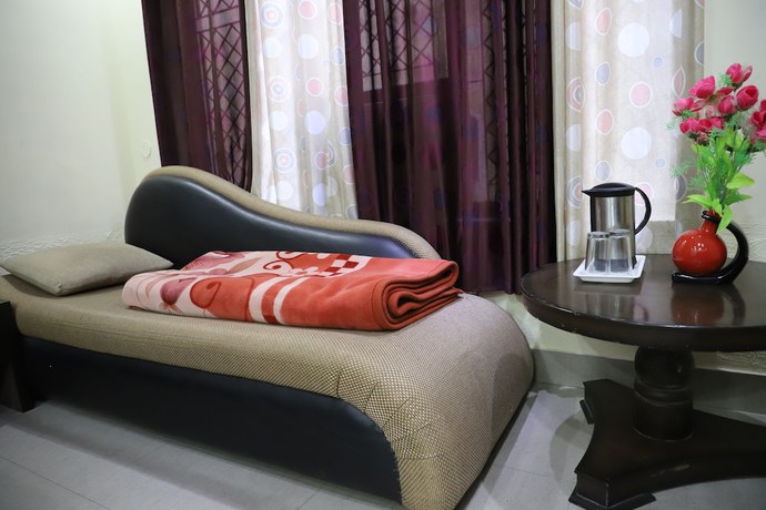 Imagen de la habitación del Hotel Raj Mandir. Foto 19