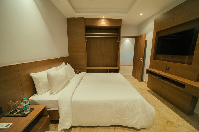 Imagen de la habitación del Hotel Raj Meridian. Foto 6