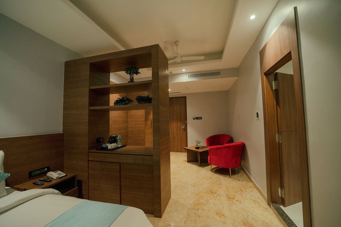 Imagen de la habitación del Hotel Raj Meridian. Foto 11