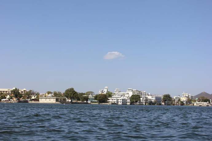 Imagen de los exteriores del Hotel Raj Niwas. Foto 18