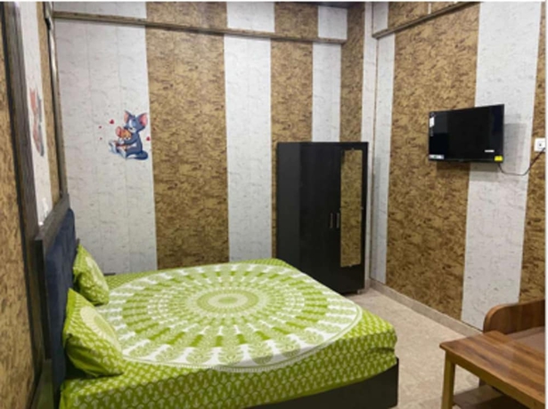 Imagen de la habitación del Hotel Raj Palace, Badrinath. Foto 5