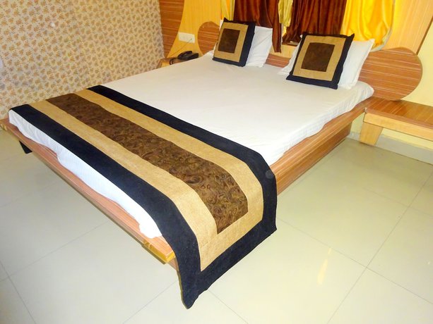 Imagen de la habitación del Hotel Raj Palace by Sky Stays. Foto 4