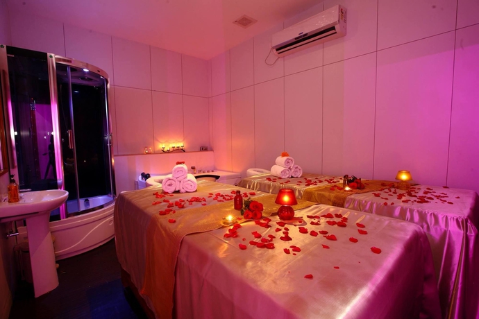 Imagen de los interiores del Hotel Raj Park Chennai. Foto 4