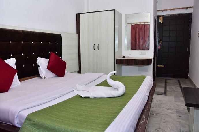 Imagen general del Hotel Raj Resort, Rishikesh. Foto 3