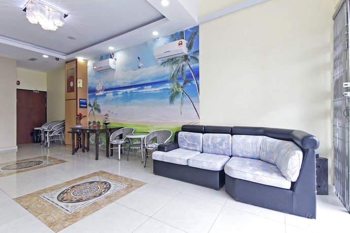 Imagen de los interiores del Hotel Raja Bot. Foto 16