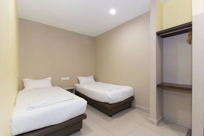 Imagen de la habitación del Hotel Raja Bot. Foto 13