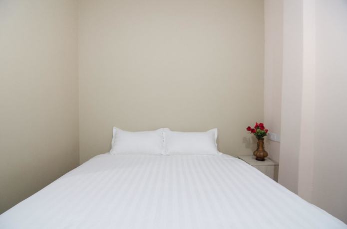 Imagen de la habitación del Hotel Raja Bot. Foto 15