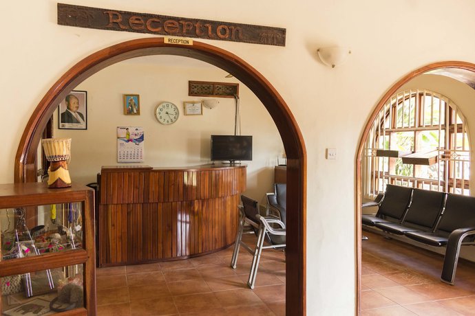 Imagen de los interiores del Hotel Raja Excelsior. Foto 16