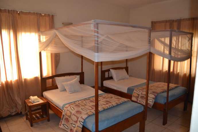 Imagen de la habitación del Hotel Raja Excelsior. Foto 12