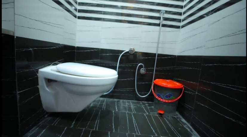 Imagen de la habitación del Hotel Rajani. Foto 16