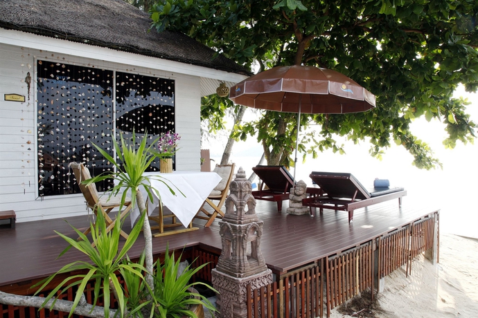 Imagen de los exteriores del Hotel Rajapruek Samui Resort. Foto 13