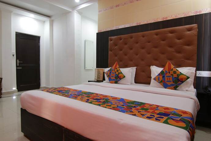 Imagen general del Hotel Raja's Palace. Foto 13
