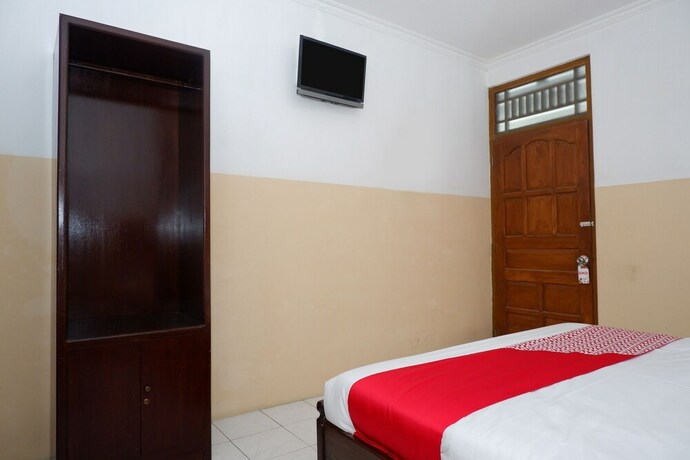 Imagen de la habitación del Hotel Rajasa. Foto 7