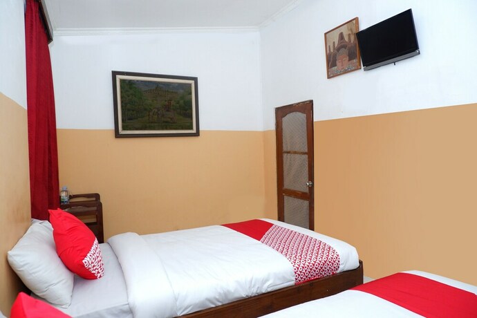 Imagen de la habitación del Hotel Rajasa. Foto 9