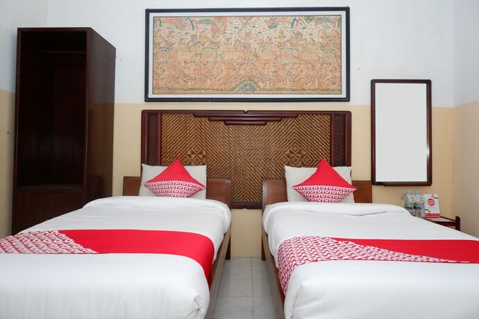 Imagen de la habitación del Hotel Rajasa. Foto 13