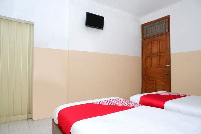 Imagen de la habitación del Hotel Rajasa. Foto 17