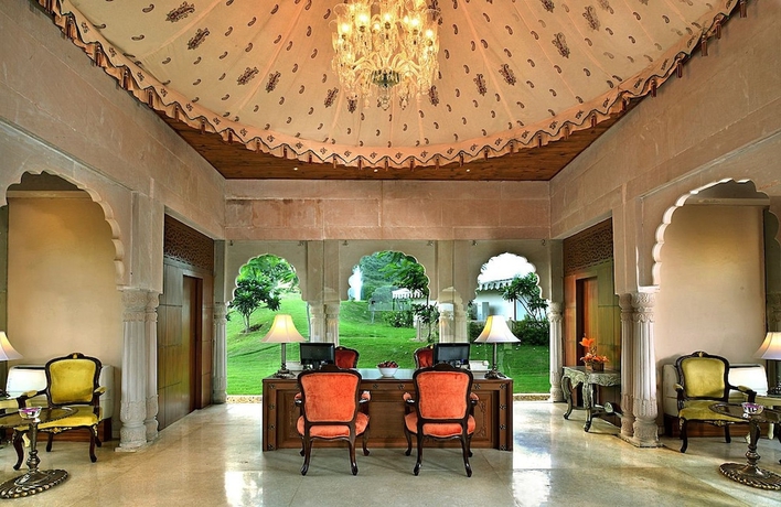 Imagen de los interiores del Hotel Rajasthali Resort and Spa. Foto 17