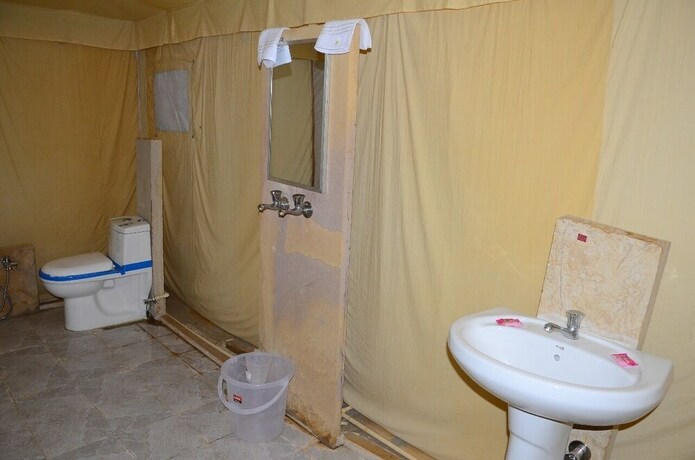 Imagen de los interiores del Hotel Rajasthan Adventure Resort. Foto 10