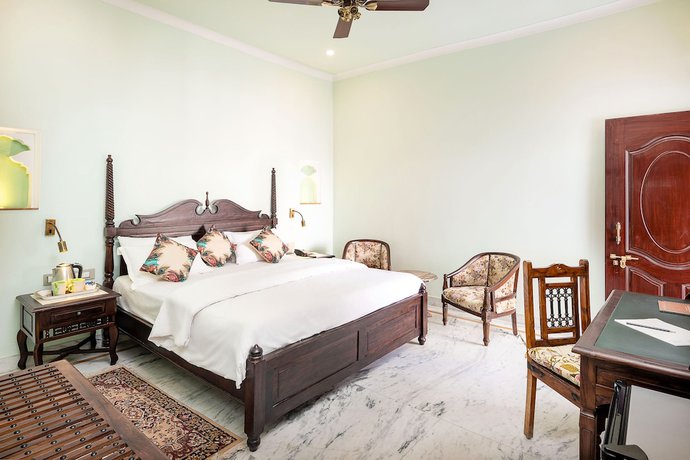 Imagen de la habitación del Hotel Rajasthan Palace Jaipur. Foto 4